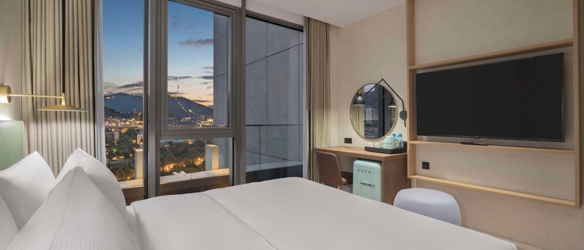 Hilton Garden Inn Tbilisi Riverview Ngoại thất bức ảnh