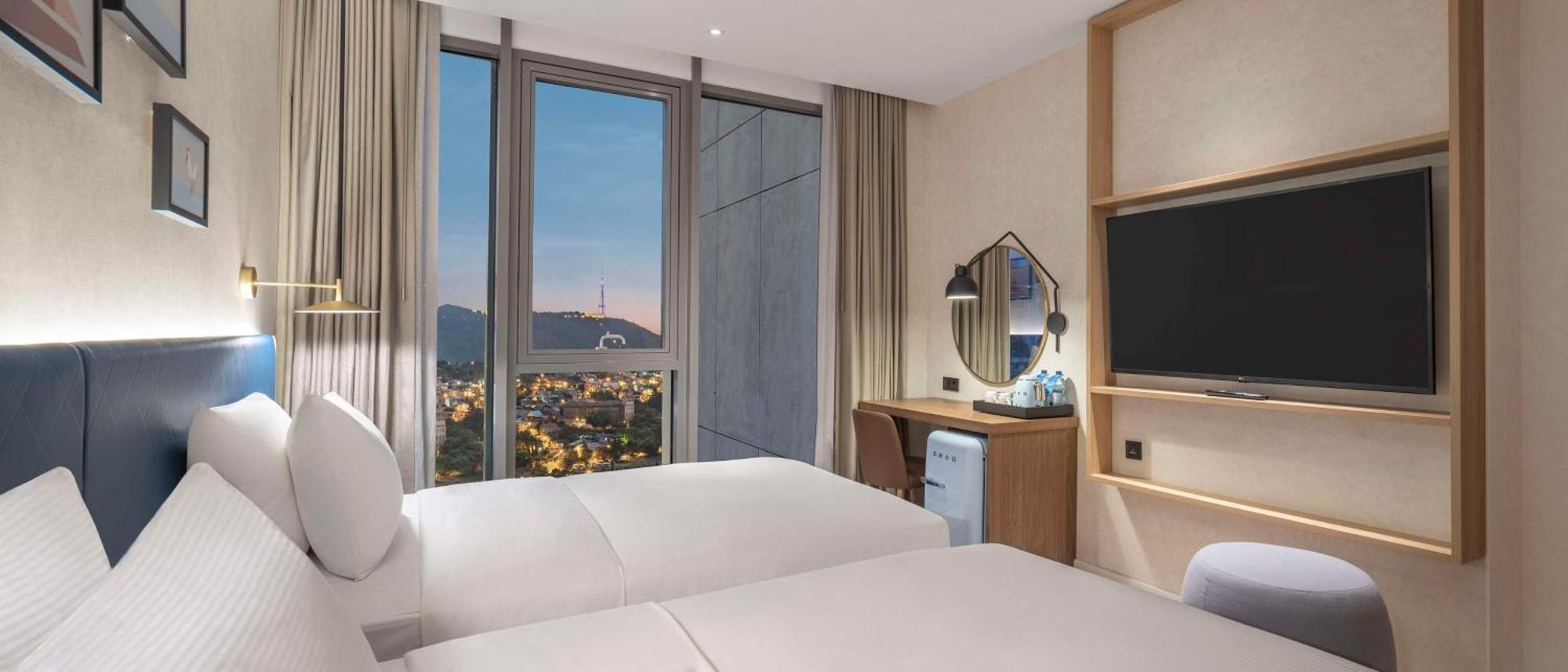 Hilton Garden Inn Tbilisi Riverview Ngoại thất bức ảnh