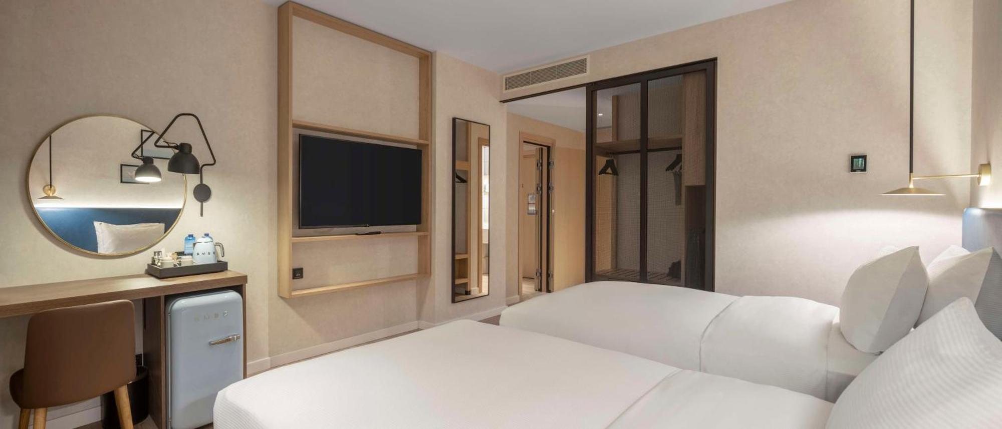 Hilton Garden Inn Tbilisi Riverview Ngoại thất bức ảnh