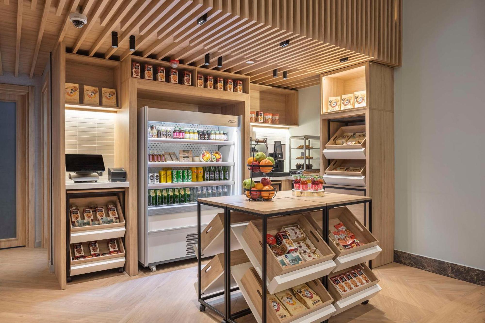 Hilton Garden Inn Tbilisi Riverview Ngoại thất bức ảnh