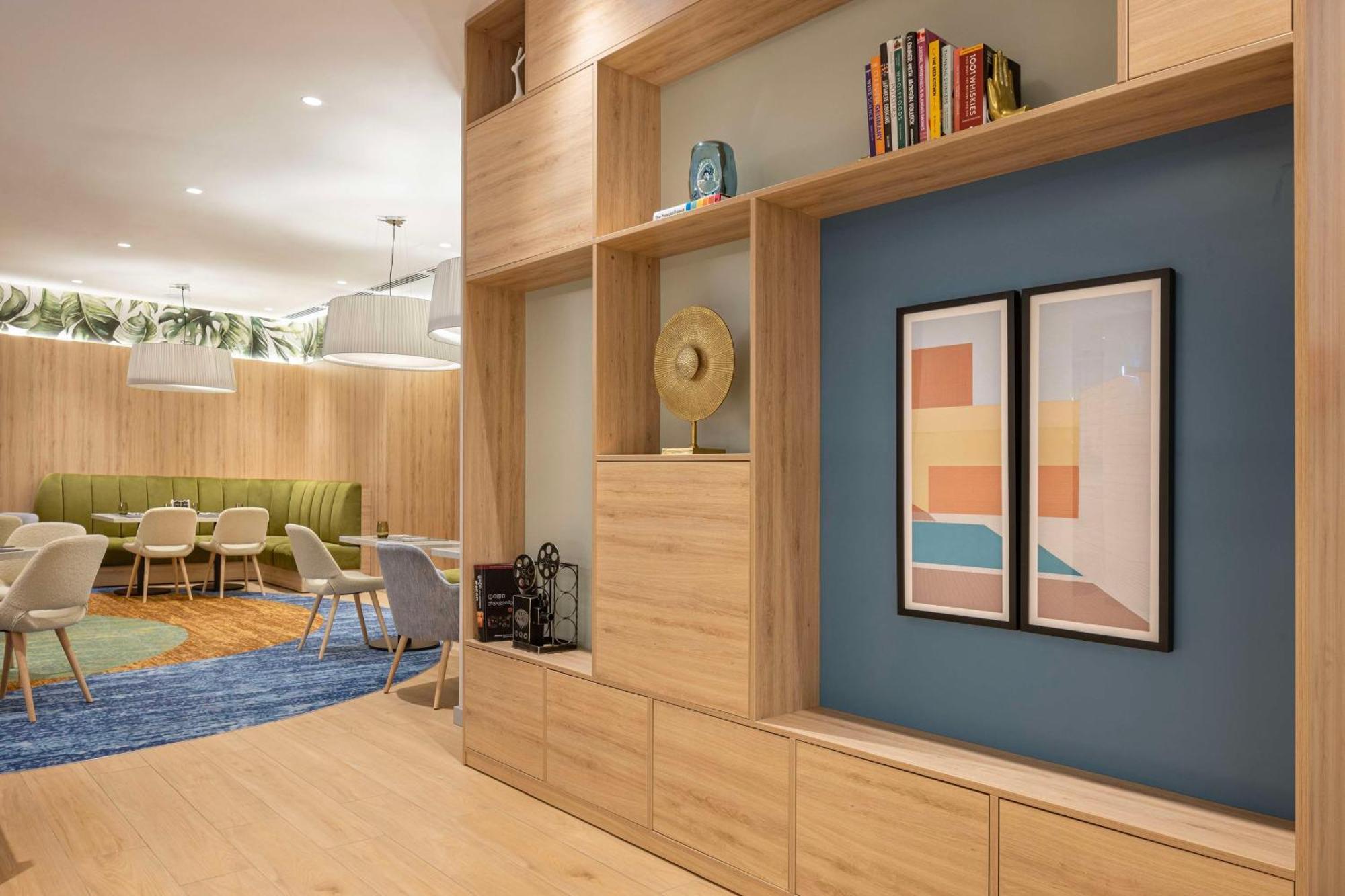 Hilton Garden Inn Tbilisi Riverview Ngoại thất bức ảnh