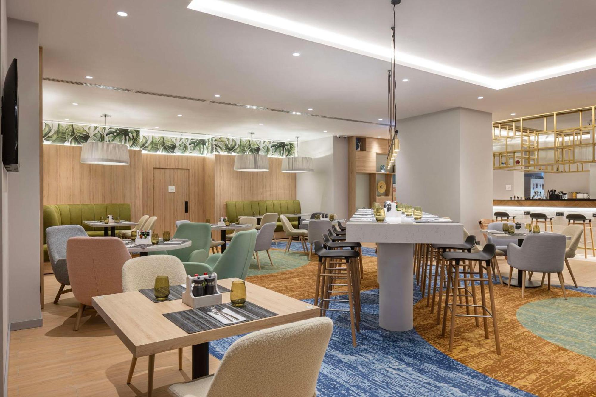 Hilton Garden Inn Tbilisi Riverview Ngoại thất bức ảnh